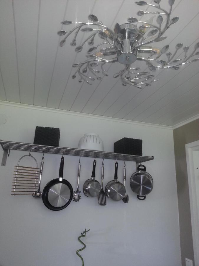Poppelstrand Nuuksio, Pet Friendly Guest Apartment Exteriér fotografie
